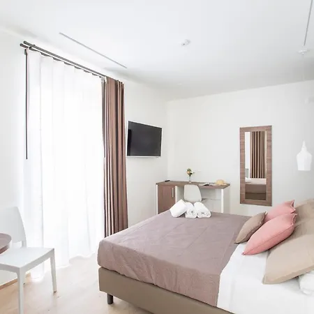 B&B Rais Luxury Rooms Vieste Exterior foto